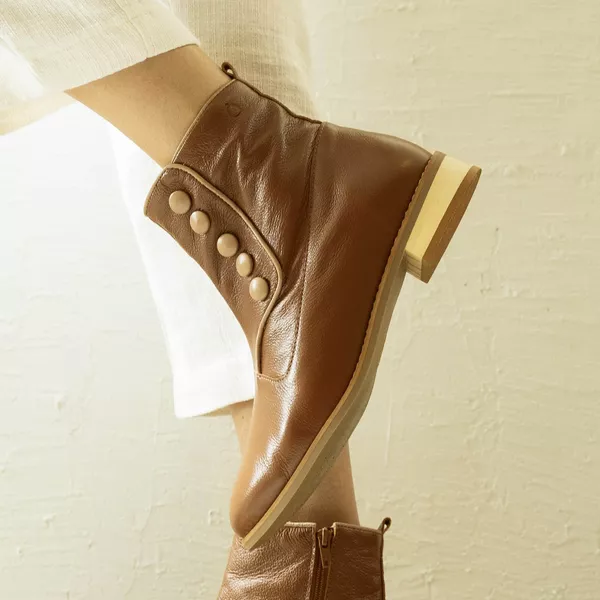 Bota RetrÔ - Chocolate e Bali - LARANJEIRAS