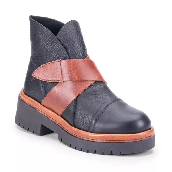 Bota Johnny: Couro Preto com Duplos Velcros Café e Sola Alta Preta
