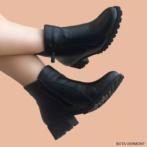 BOTA VERMONT PRETA
