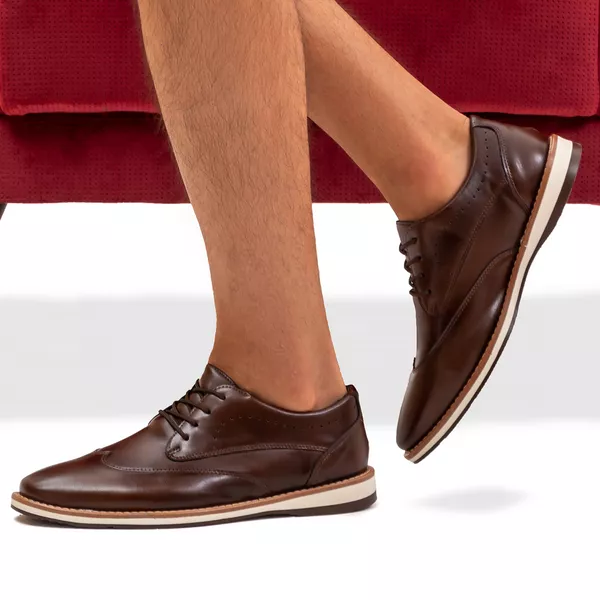 Sapato Casual com Perfuro Lateral em Atacador Derby Urban