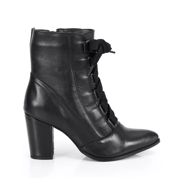 Bota Couro Mary Preto - VIA MISS | Calçados Femininos