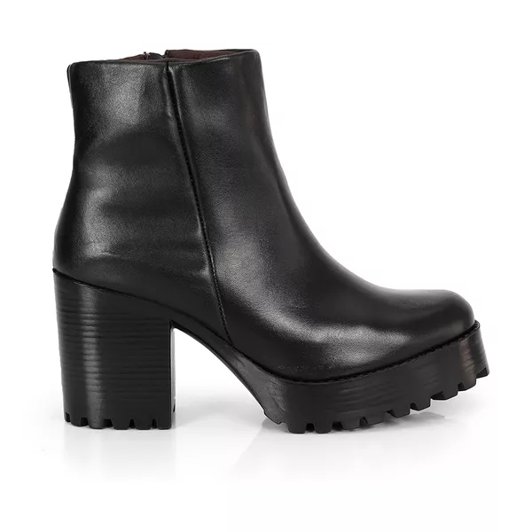 Bota Coturno Couro Issy Plain Preto Tratorada