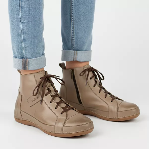 Bota Ortopédica Feminina em Couro Legítimo com Palmilha Gel