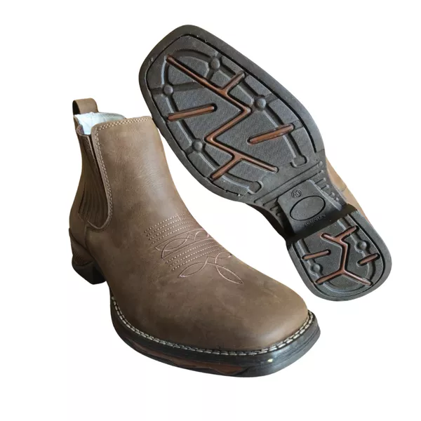 BOTINA-VILELA-1726-CRAZY-HORSE-CHOCOLATE-X--NELORE | Horses Ville