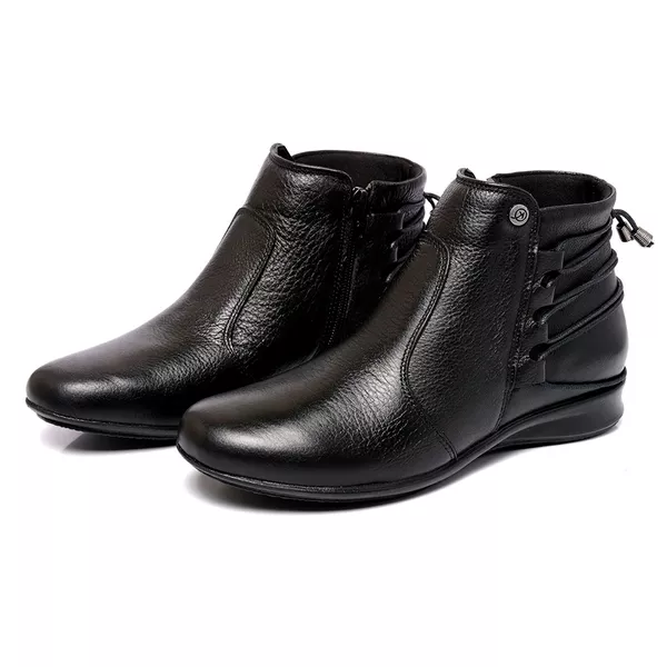 BOTA EMMA TAMANHO GRANDE COR: PRETO 