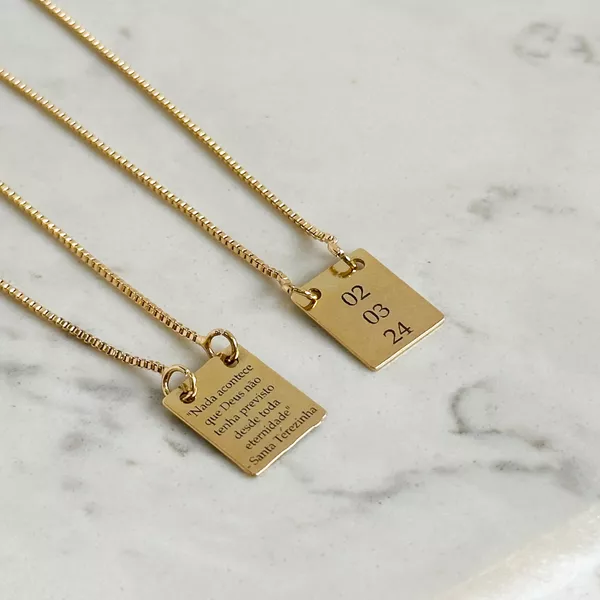 Colar Escapulário Personalizado P Folheado em Ouro 18k