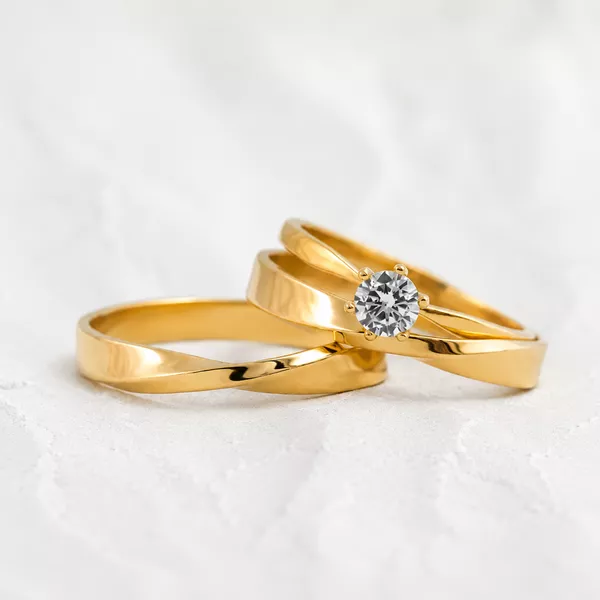 Aliança de Casamento em Ouro Eternal 3mm e Anel Solitário Lune - Conjunto - Rosê & Co.