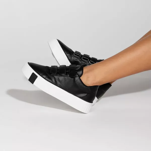 Tênis Sneakers Feminino Preto Portofino | ZOCCOLETTE