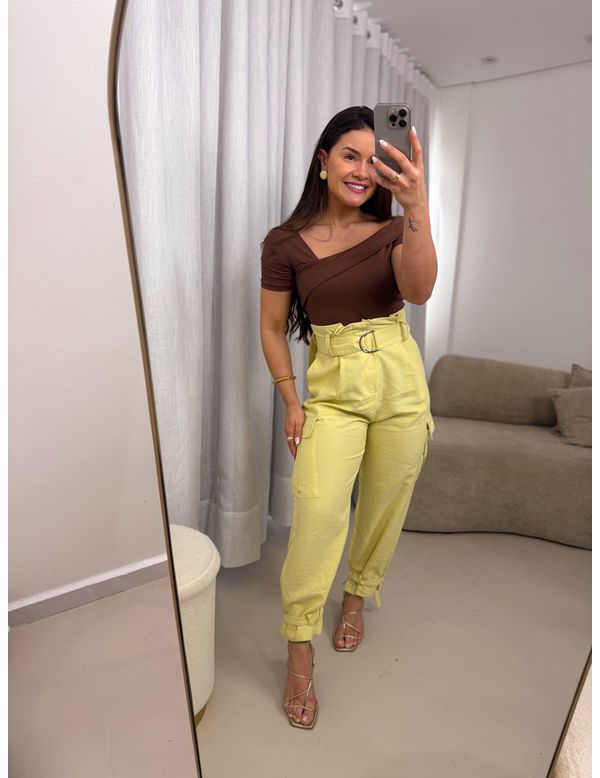 Calça cargo Betina Amarelo Manteiga - Marya Conceito