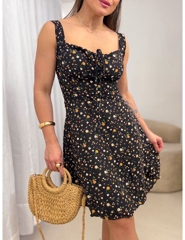 Macaquinho floral Dandara Preto - Marya Conceito