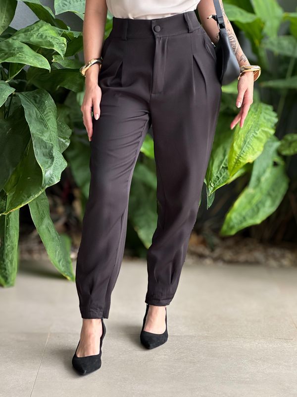 Calça Alfaiataria Agata com Elástico no Cós PRETO ... - Comprou Já