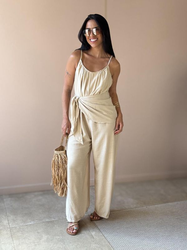 Macacão Longo Ema Bege - 002186000100008 - Comprou Já