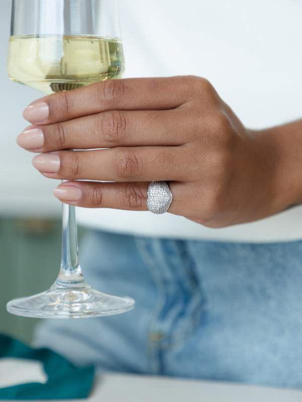 Anel dedinho coração com brilhantes 