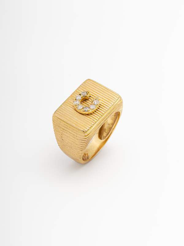 Anel Letra com Brilhantes