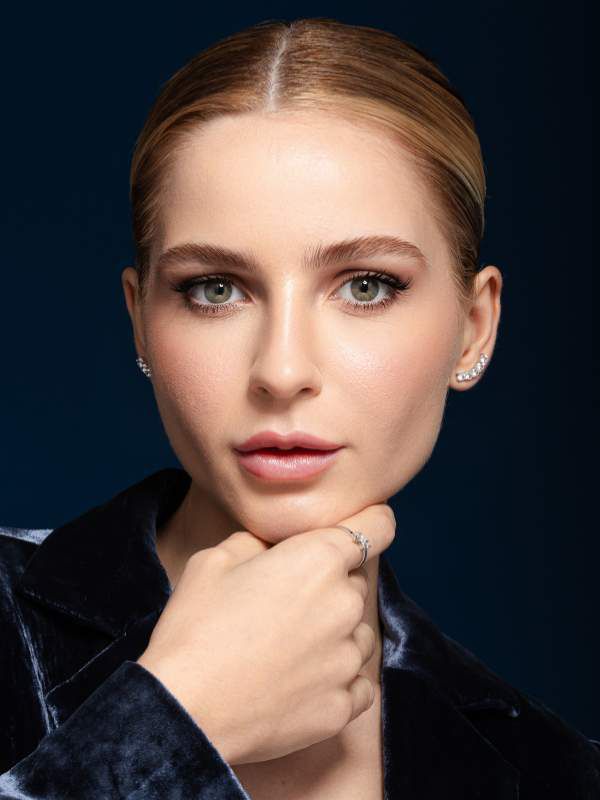 Brinco Earcuff com 5 pedras topazio incolor