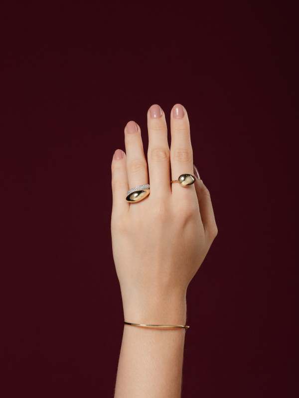 Meia Aliança Cravejado com Brilhantes