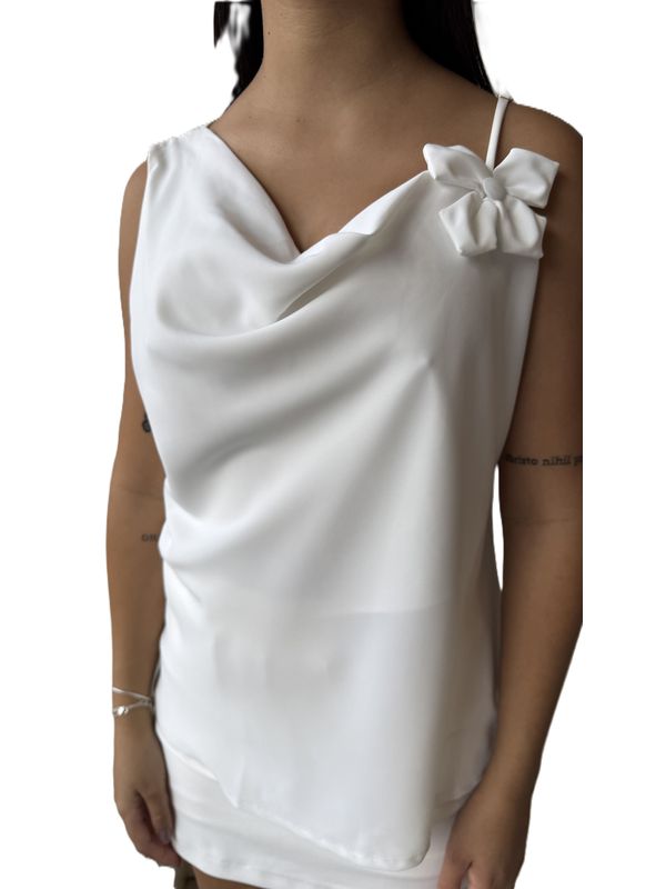 BLUSA DETALHE FLOR GIOVANA MODAS 