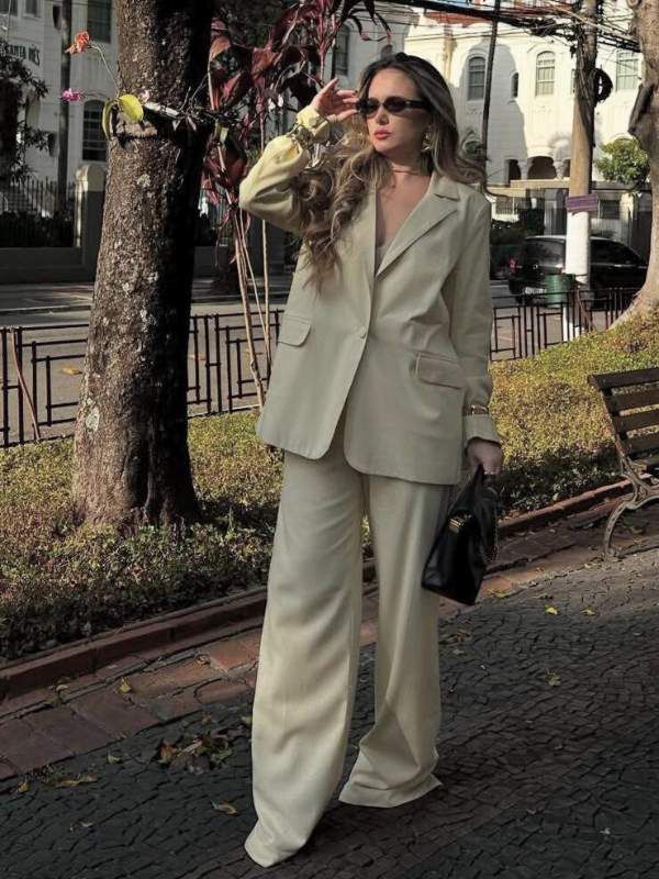 Blazer Oversized Karina Manteiga