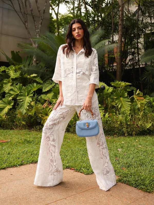 Calça Pantalona Bordada 