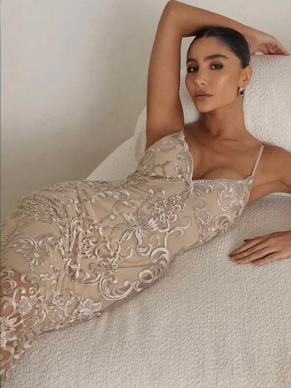 Vestido Midi de Tule Alça 