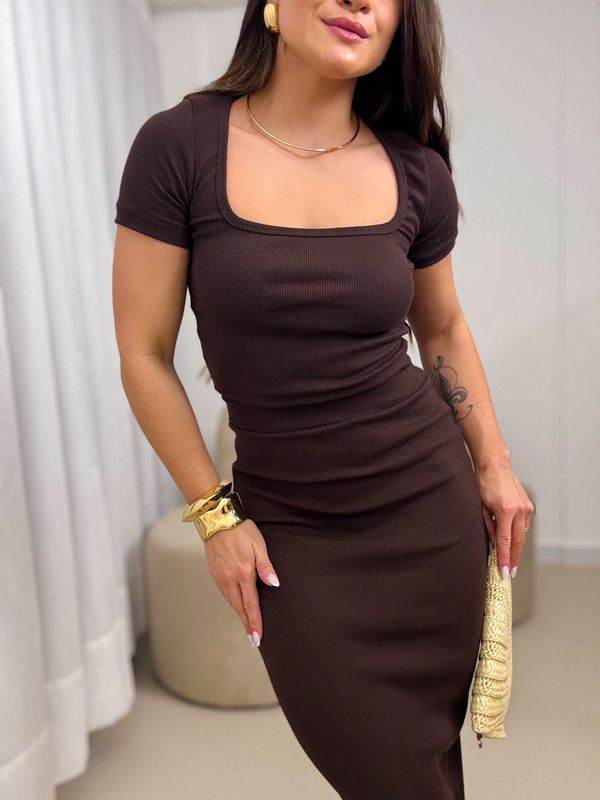 Conjunto Alícia Marrom