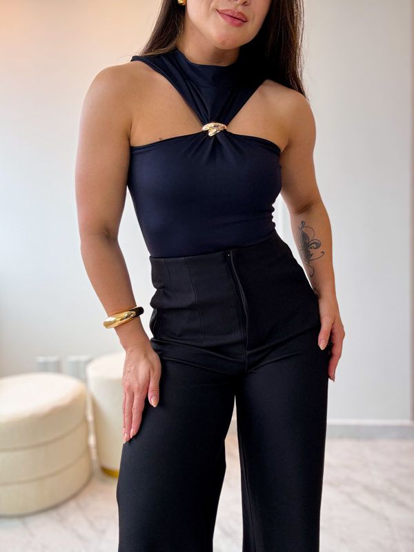 Calça alfaiataria pantalona Poliana Preto