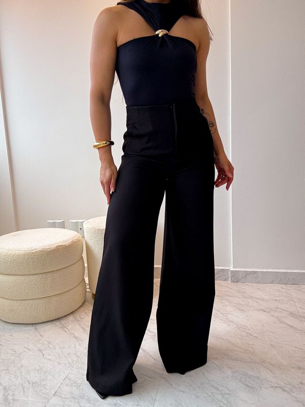 Calça alfaiataria pantalona Poliana Preto