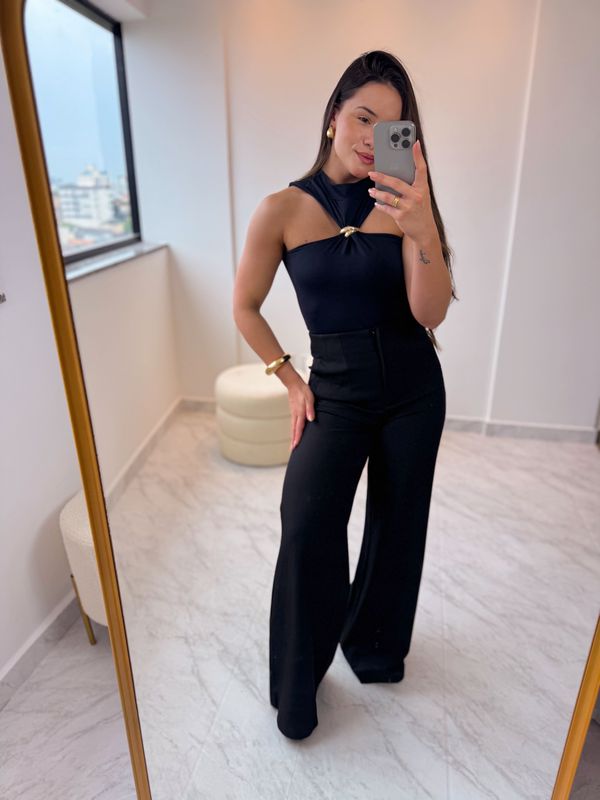 Calça alfaiataria pantalona Poliana Preto