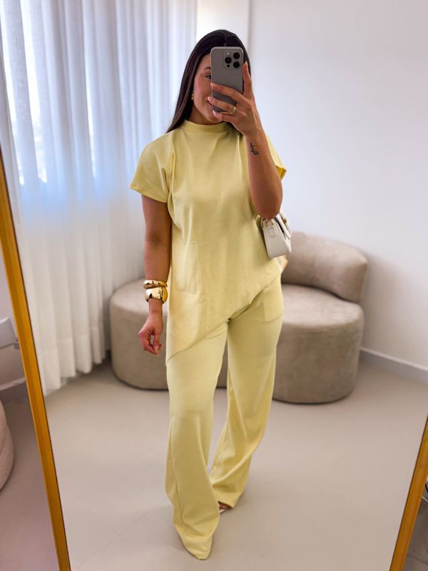 Conjunto Larissa Amarelo