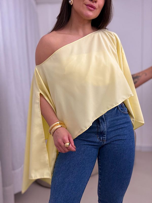 Blusa Maria Flor Amarelo Manteiga