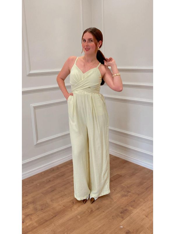 MACACÃO ORQUÍDEA TRANSPASSADO - AMARELO - 00127900... - SIMONE PETRI 