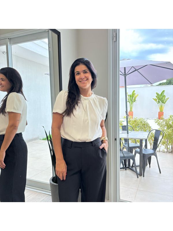 Blusa Feminina Crepe Pregas Gola - Off White