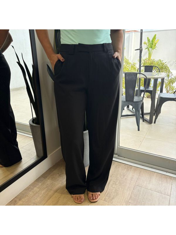 Calça Feminina com Gancho - Preto