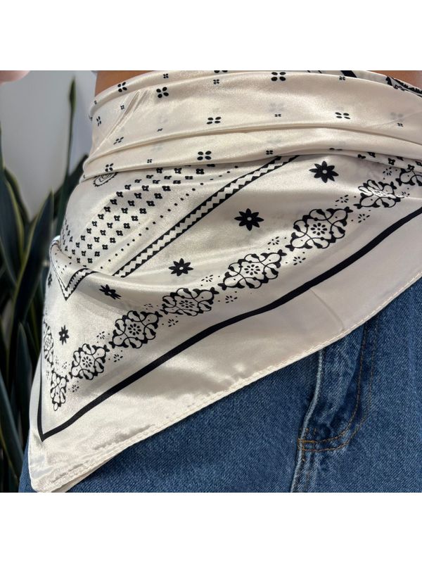 Lenço Feminino Estampado - Off White