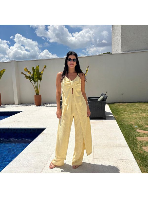 Macacão Feminino Sobreposição - Manteiga