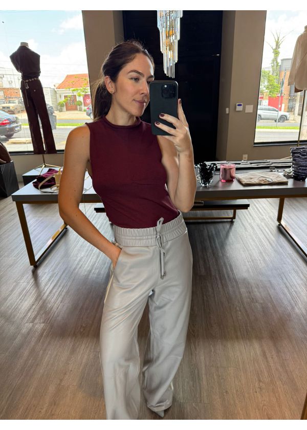 Calça Couro Dália Cinza - NUMERODUE