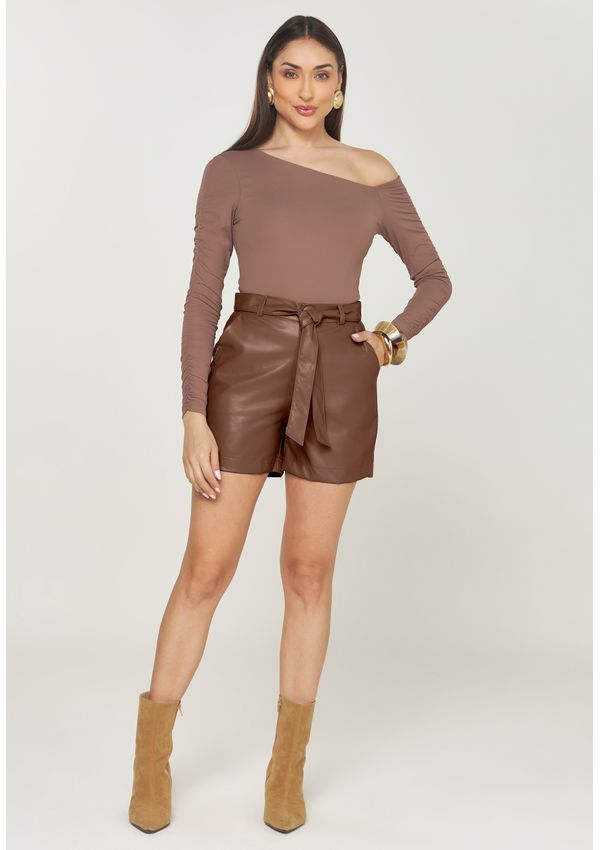 SHORT PU COM AMARRAÇÃO