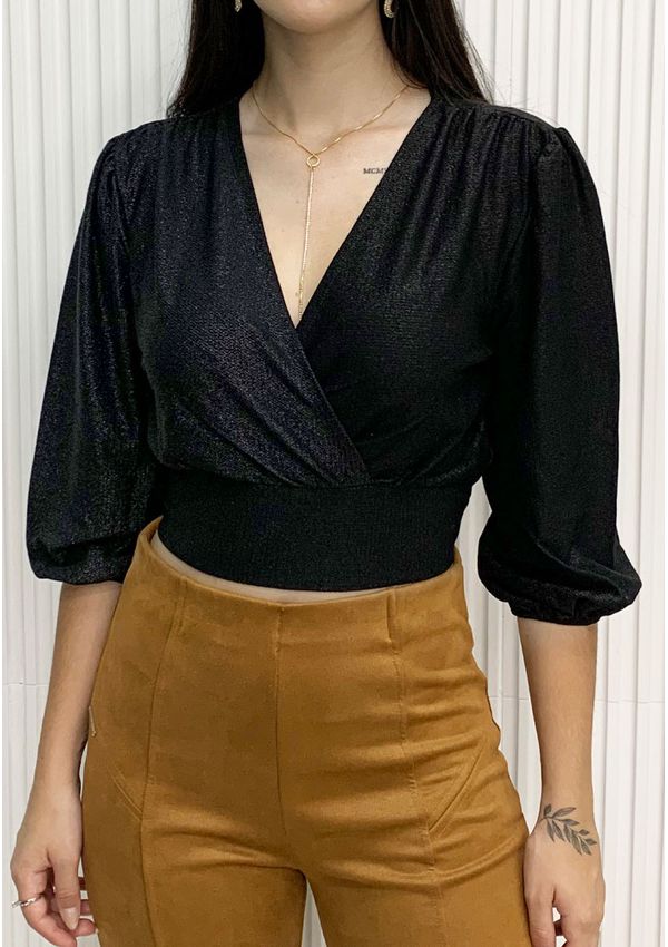 BLUSA COM BRILHO 