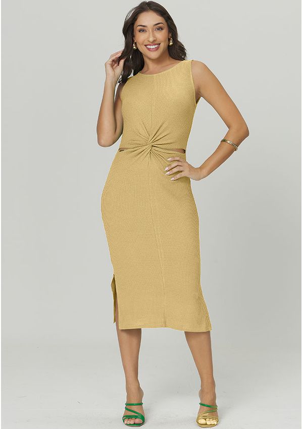 VESTIDO RELEVO COM VAZADOS