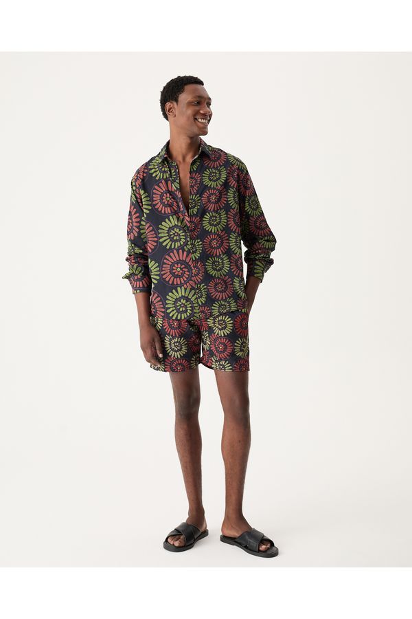 CAMISA COM ESTAMPA DE CONCHAS MASCULINA GABI