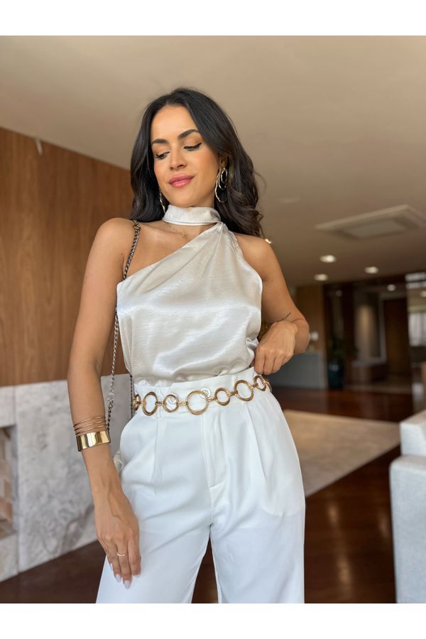 Blusa Acetinada Carla Areia