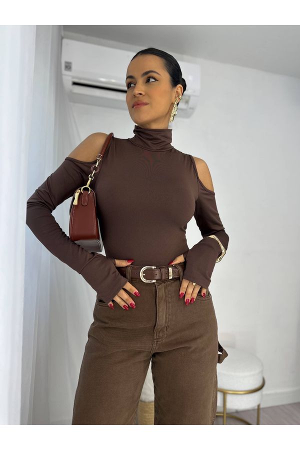 Body Marrom Sandy