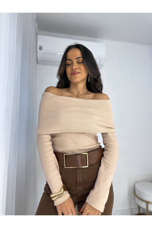 Blusa Ombro a Ombro Nude Bourn