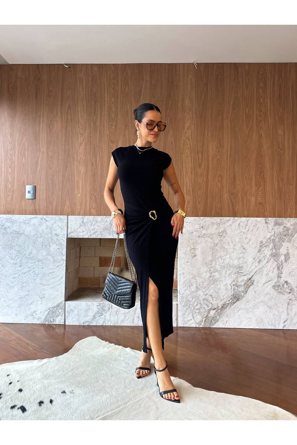 Vestido Midi Preto Luma
