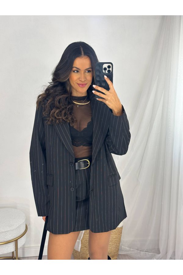 Conjunto Risca de Giz Preto Valy