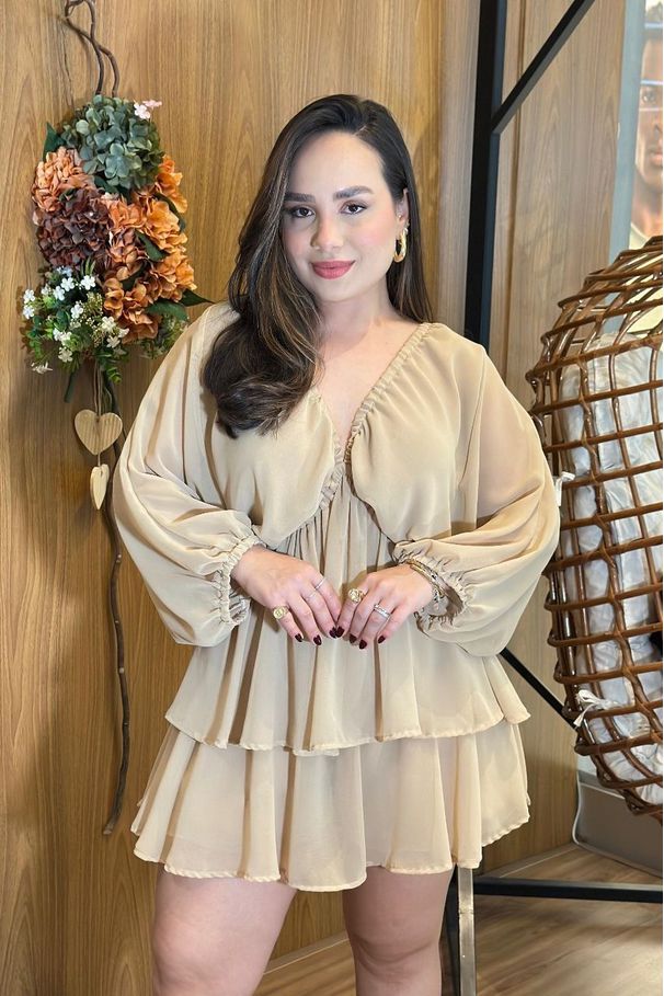 Macaquinho Tayla em Chiffon Nude | Manga Longa Buf... - LUCIOLA MAGNO