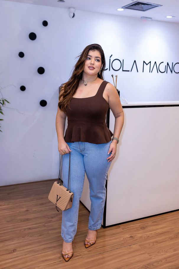 Blusa Tricô Júlia Marrom em Malha de Acrílico com ... - LUCIOLA MAGNO