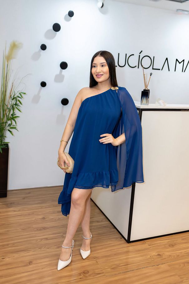 Vestido Carla Fivela Azul Marinho | Chiffon com Om... - LUCIOLA MAGNO