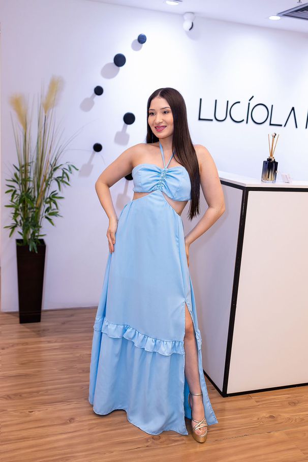 Vestido Juliana Azul Bebê em Tecido Corona | Longo... - LUCIOLA MAGNO