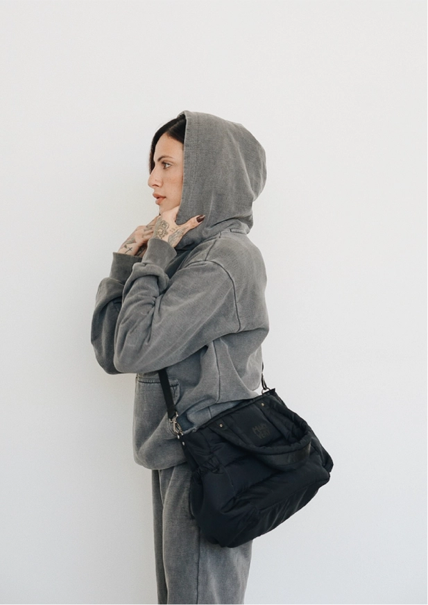 Bolsa puffer média nylon preto | MARY VERY